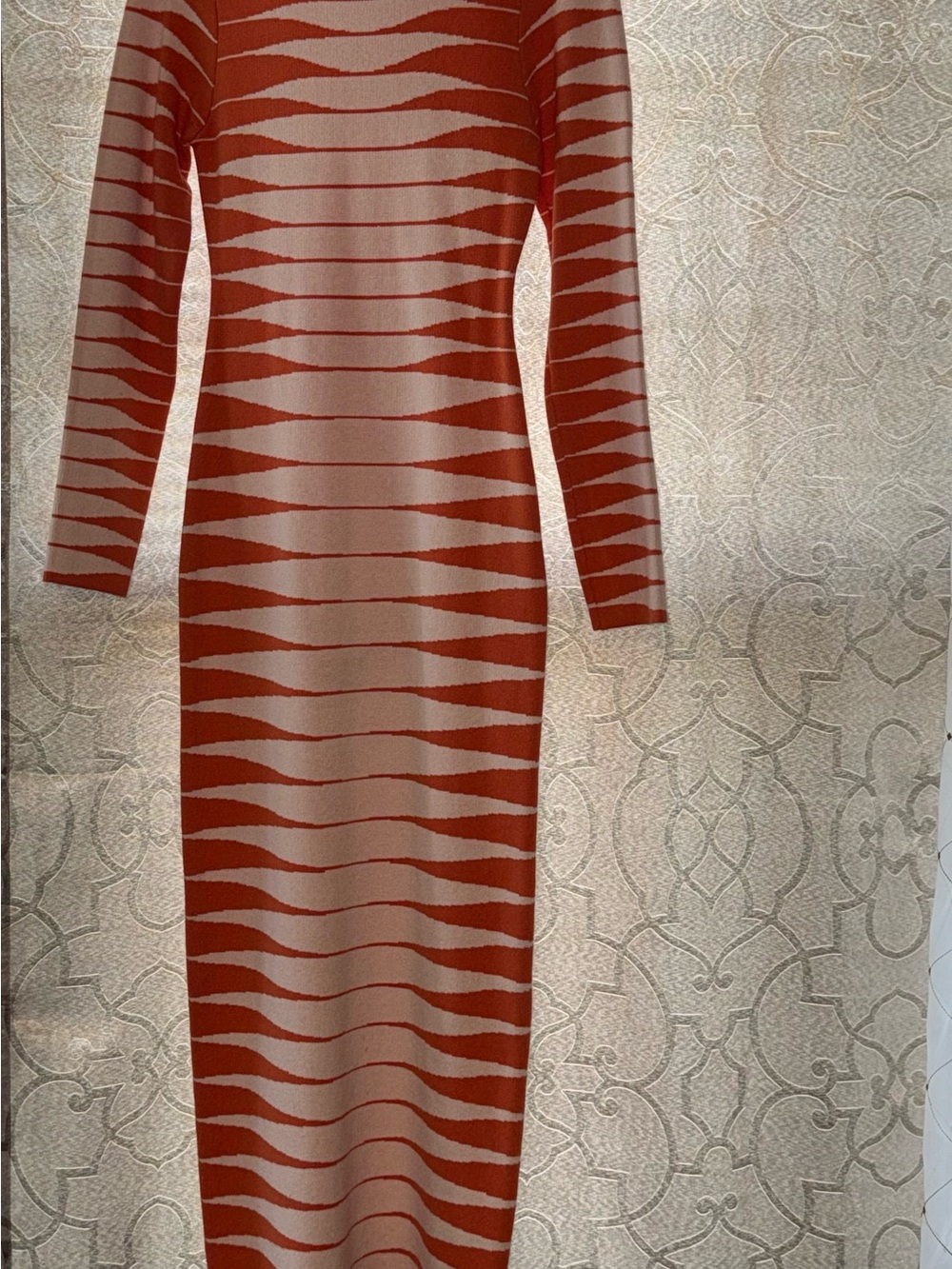 Fashion Nova Rust and Beige Long Sleeve Wave-Stripe Bodycon Dress